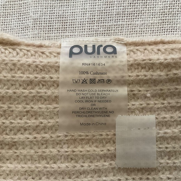 Pura Cashmere Fisherman Rib Knit Turtleneck Beige Sweater Size S NWOT - Picture 8 of 16